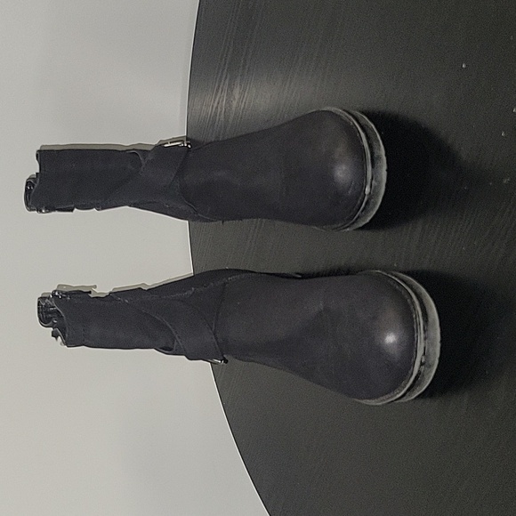 Women's Kohls Black Size 7 Med Adjustable Boots - Picture 2 of 11